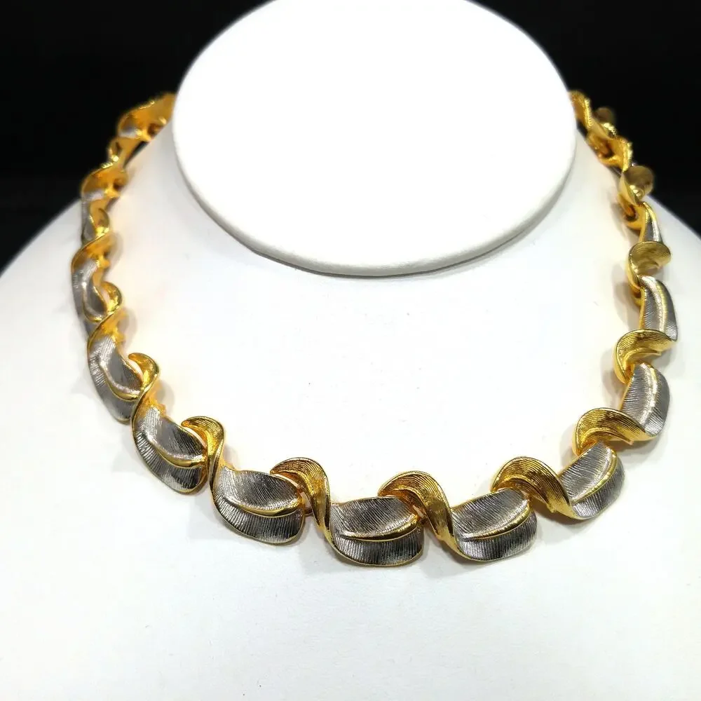 Vintage Gold and Silver Tone Leaf Choker Necklace, 1960s Mid-Century Design